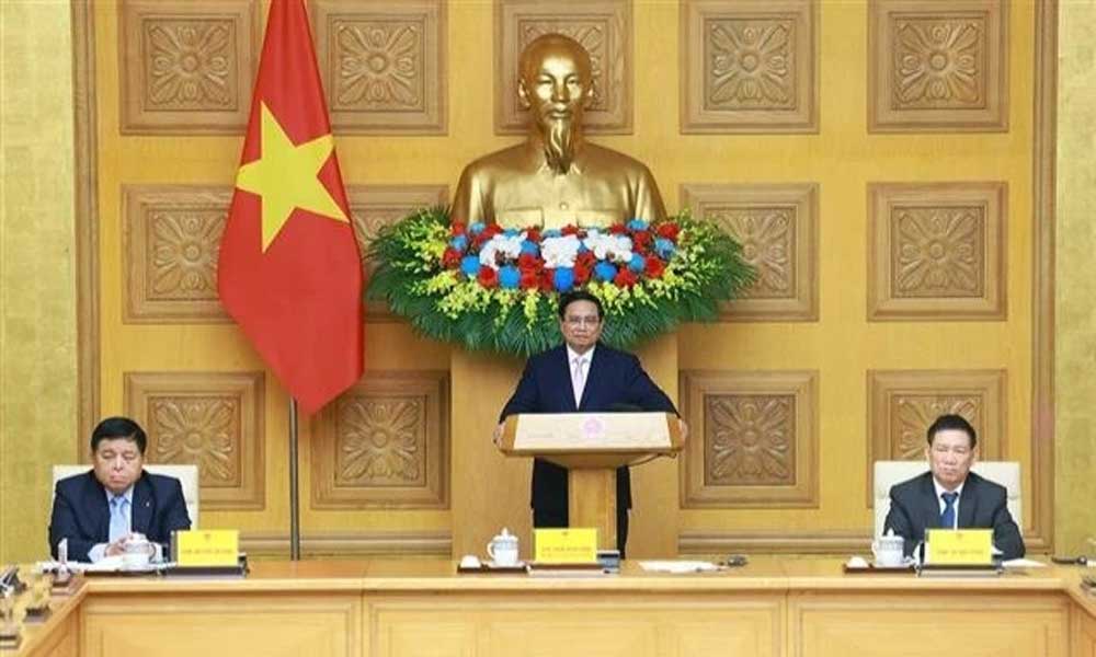 PM wishes Chinese firms to leverage Vietnam as production hub